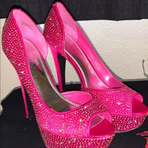 Bakers Sparkly Pink Peep-Toe Heel, Size 9